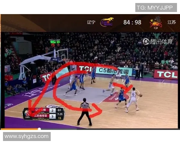 南京排球队与重庆排球队速度对比分析赛后复盘探讨